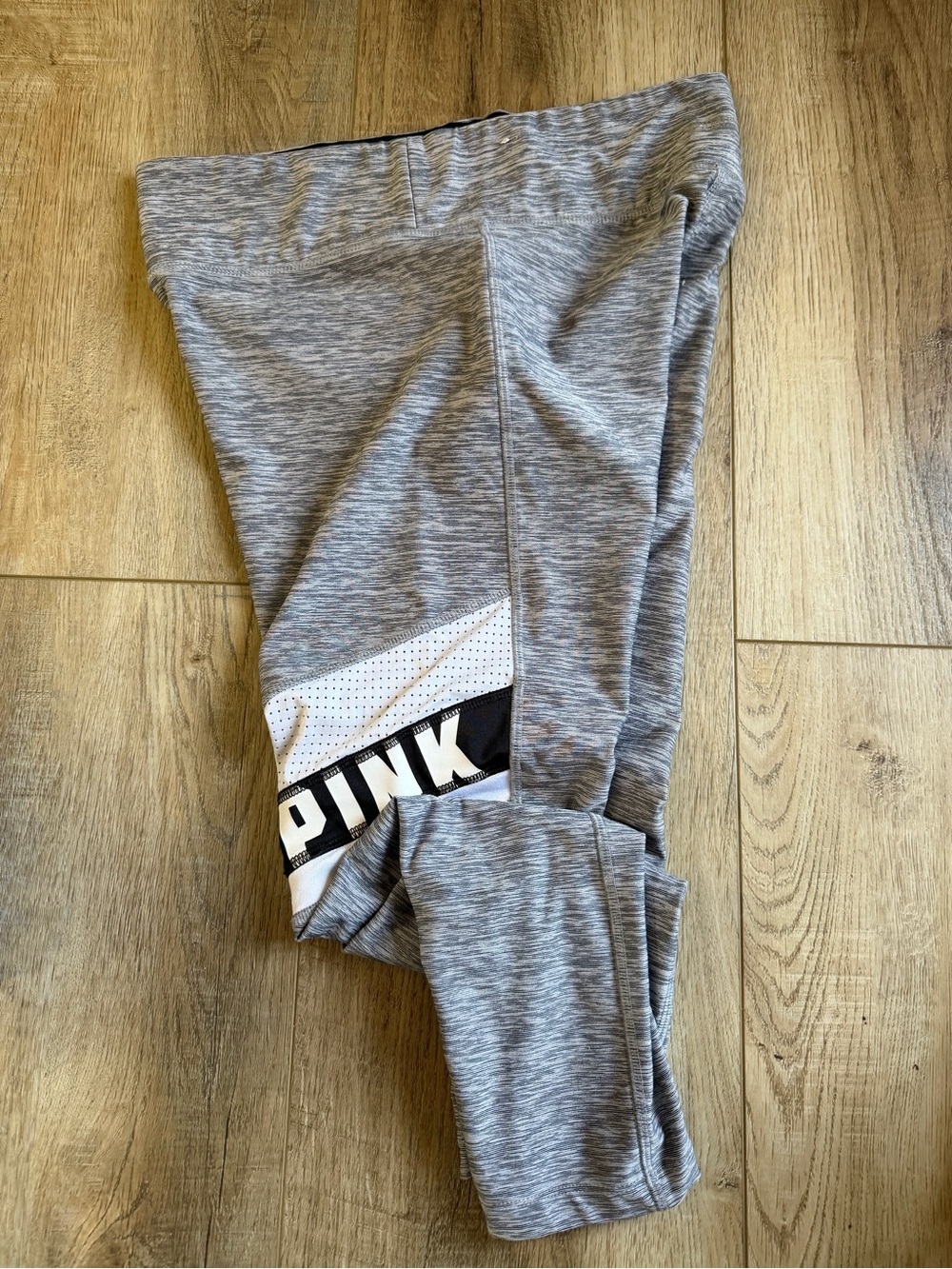 Victoria's Secret Gray leggings with Black & White Panels - Picture 4 of 6